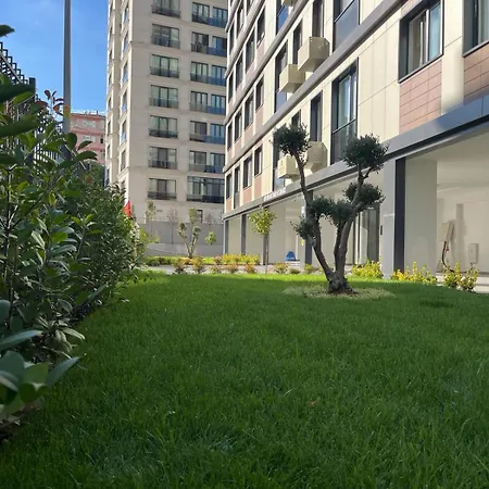 Suadiye Bostanci Luxury 2 Bedroom With Pool