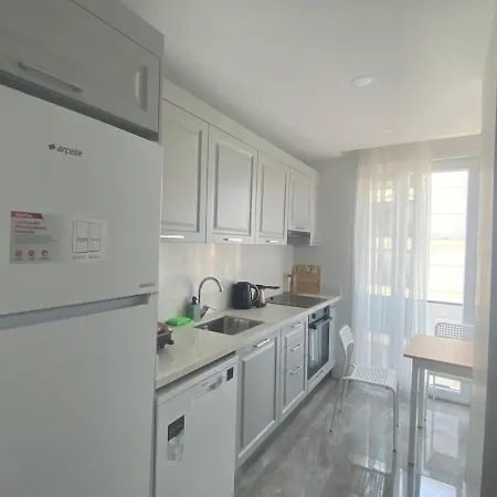 Suadiye Bostanci Luxury 2 Bedroom With Pool شقة